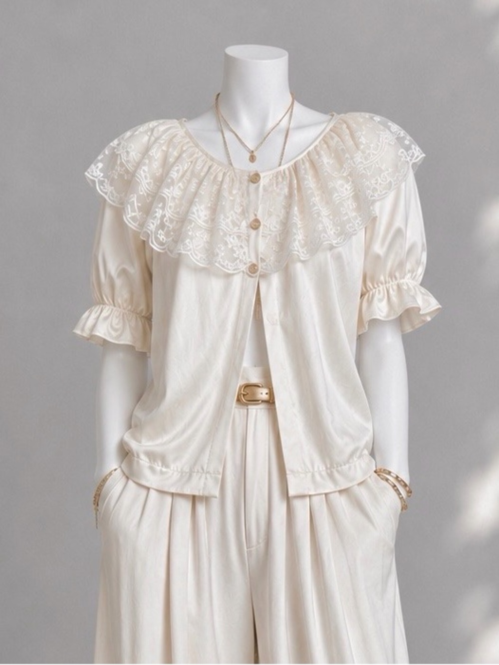 Vintage Ivory Lace Bed Jacket M Cropped Open Front Coquette Boudoir Nylon Top